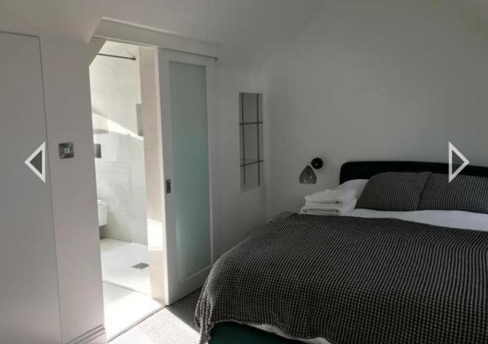 Stylish Home In Streatham. London Exteriör bild
